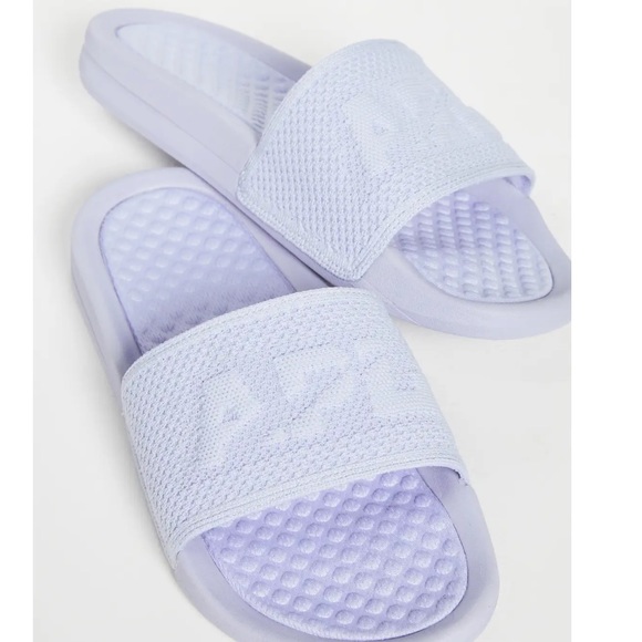 APL ❤️‍🔥 LOGO SLIDES IN LAVENDAR - Picture 4 of 11